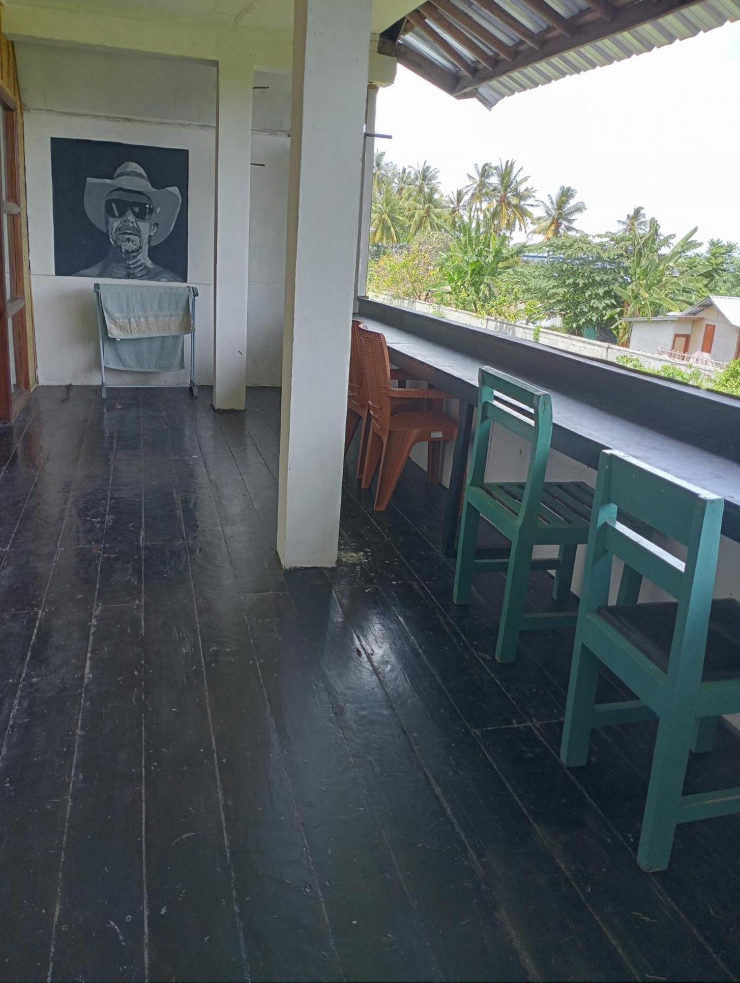 The Daun Puntik Homestay Pemenang ภายนอก รูปภาพ