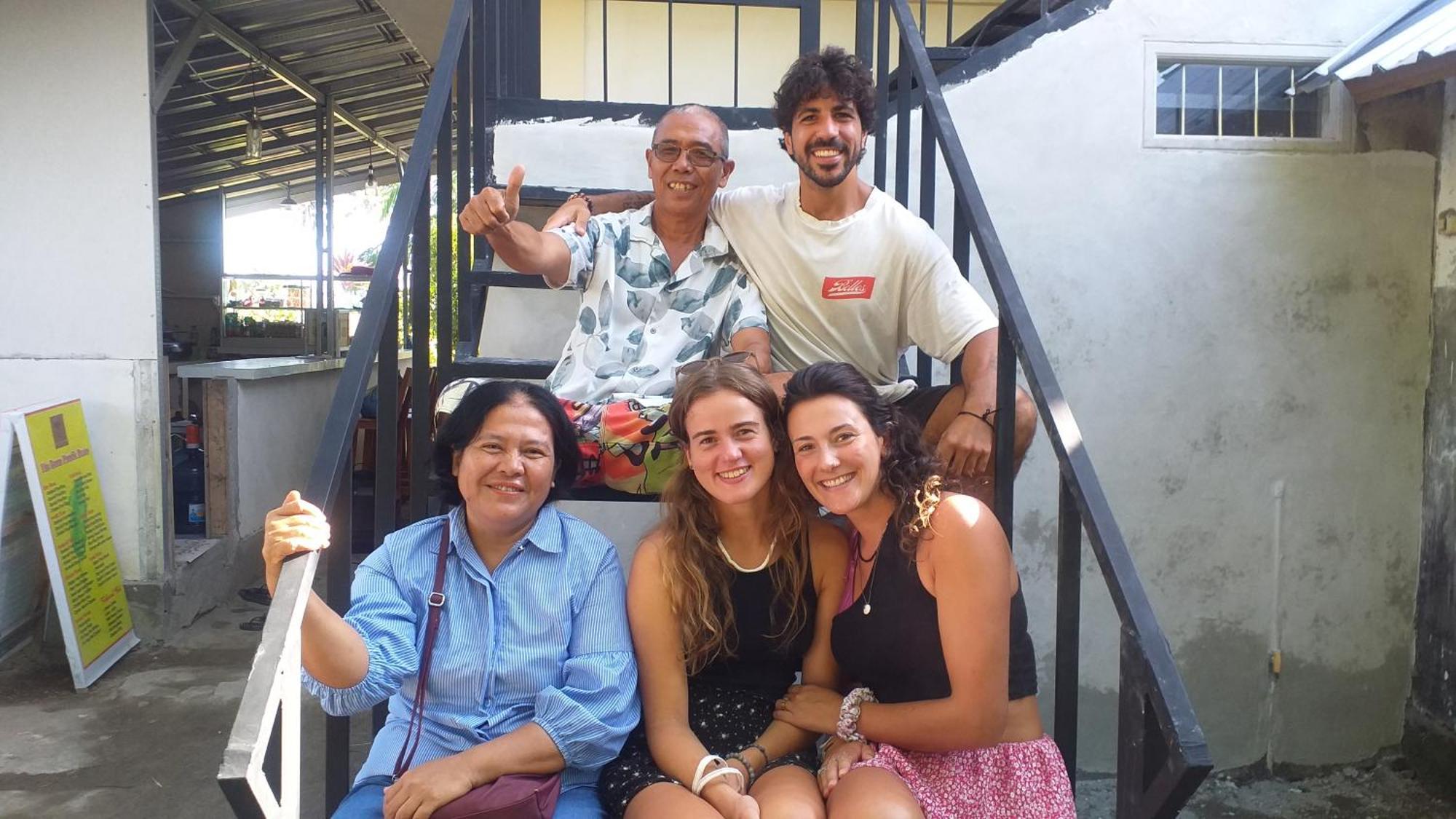 The Daun Puntik Homestay Pemenang ภายนอก รูปภาพ
